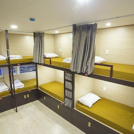 胡志明市 西贡奇迹青年旅馆旅舍 外观 照片